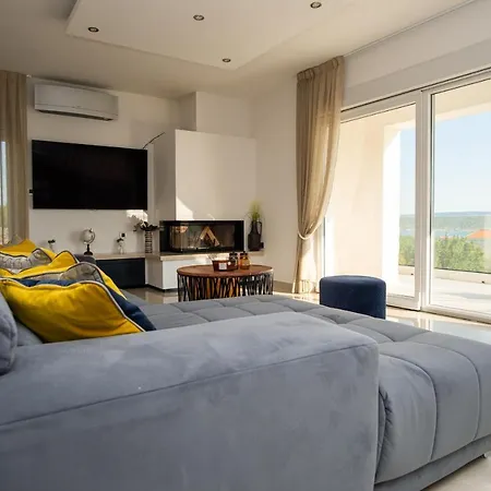 Anka Villa Maslenica