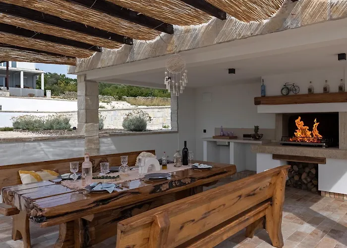 Anka Villa Maslenica