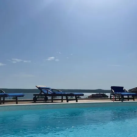 Anka Villa Maslenica